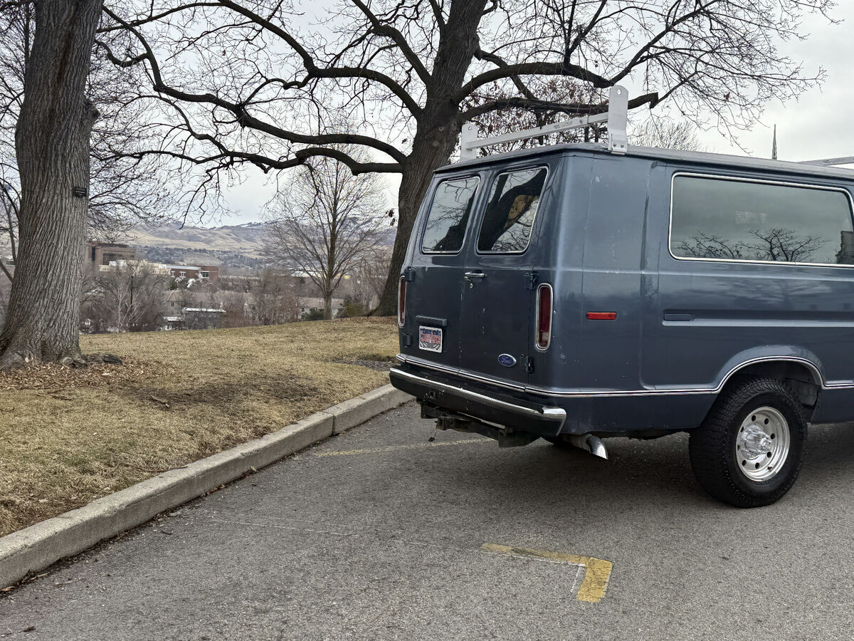 1989 Ford E-Series Van - photo 10