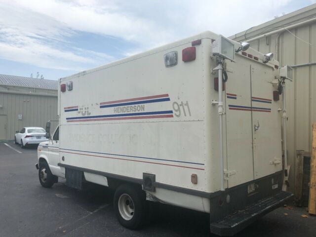 1989 Ford E-Series Van E350 Custom Mobile Command Center - photo 3