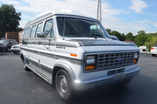 1989 Ford E-Series Van - photo 5