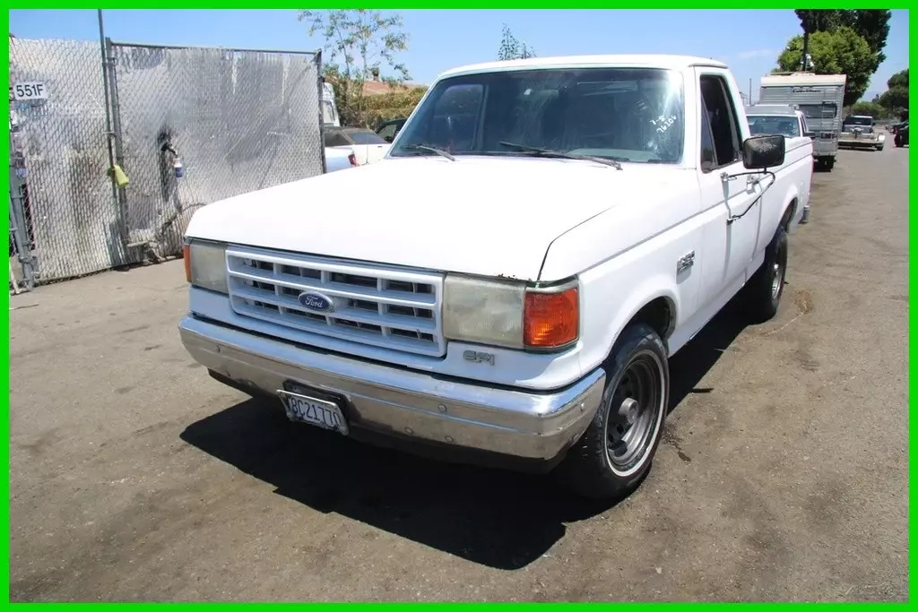 1989 Ford F-150 Custom 4.9 L 6 Cylinder NO RESERVE 1989 Ford F-150