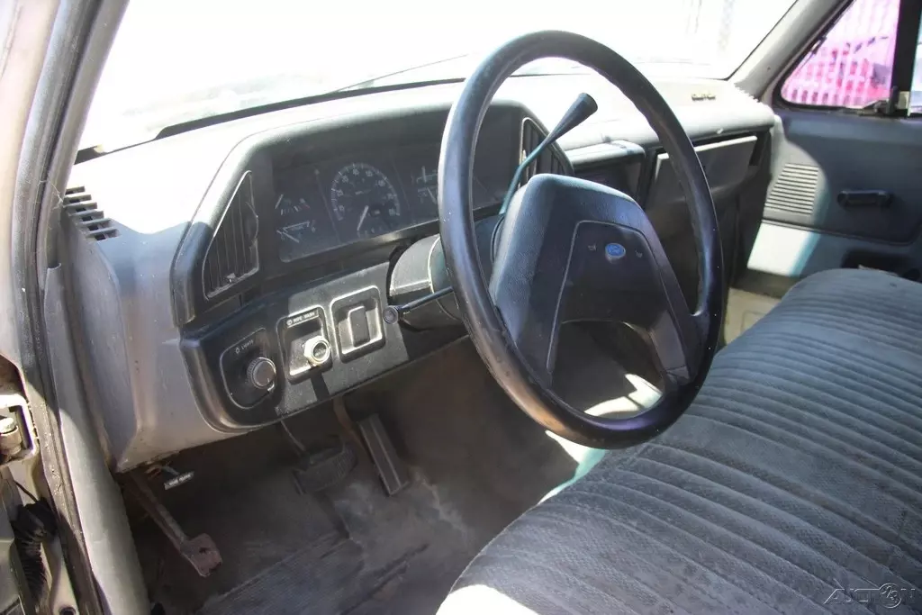 1989 Ford F-150 - photo 13
