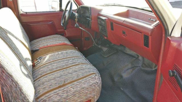 1989 Ford F-150 Custom - photo 9