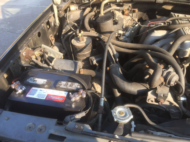1989 Ford F-150 XLT Lariat Standard Cab 2WD 5-Spd - photo 11