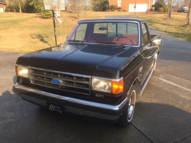 1989 Ford F-150 XLT Lariat Standard Cab 2WD 5-Spd - photo 3
