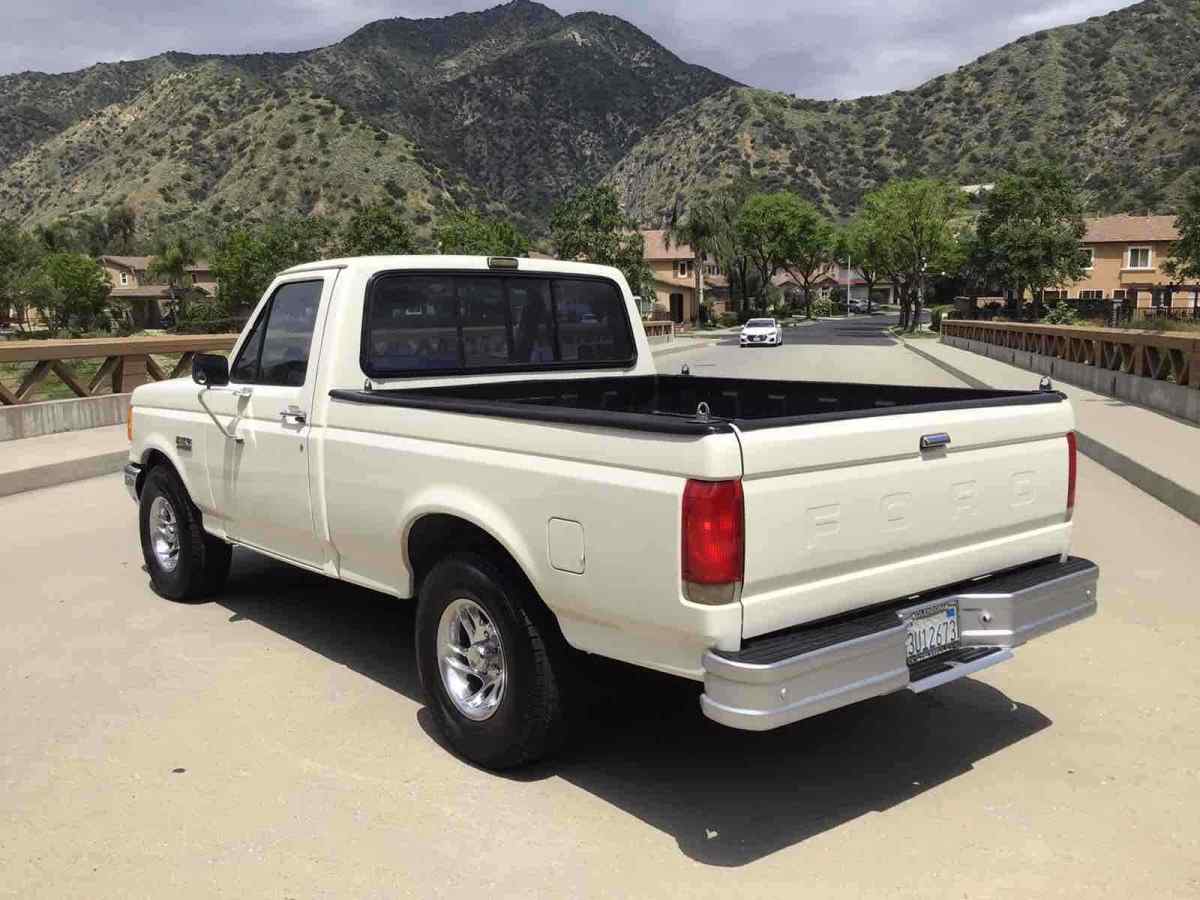 1989 Ford F-150 - photo 2