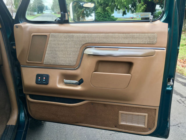 1989 Ford F-150 4X4 SHORT BED XL LOW MILES - photo 13