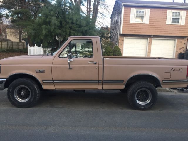 1989 Ford F-150 XLT Lariat - photo 2