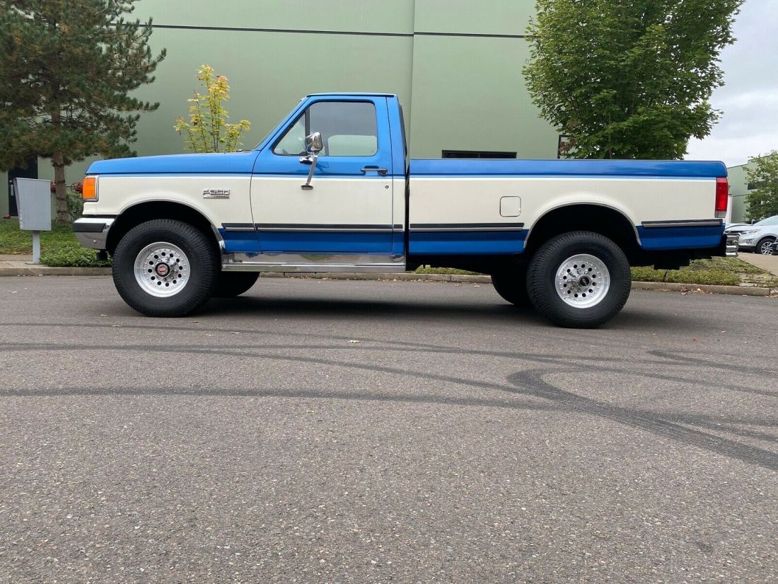 1989 Ford F-250 XLT