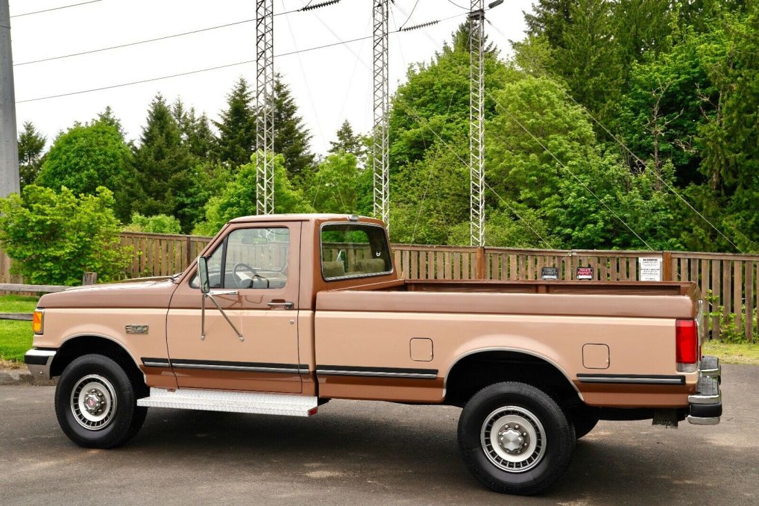 1989 Ford F-250 XLT Lariat - photo 2