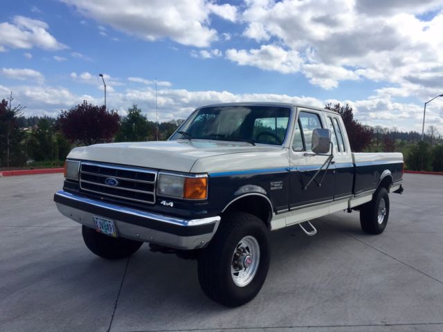 1989 FORD F-250 XLT LARIAT 4X4 LOW MILES NO RUST EXTENDED CAB 1989 Ford F-250 XLT LARIAT 4X4 7.5L AUTO
