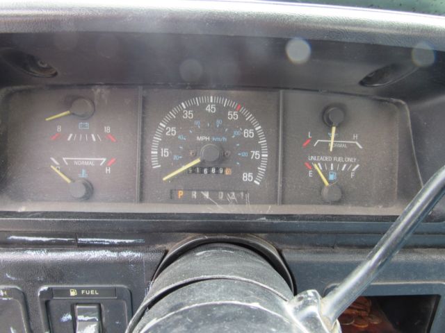 1989 Ford F-350 - photo 10