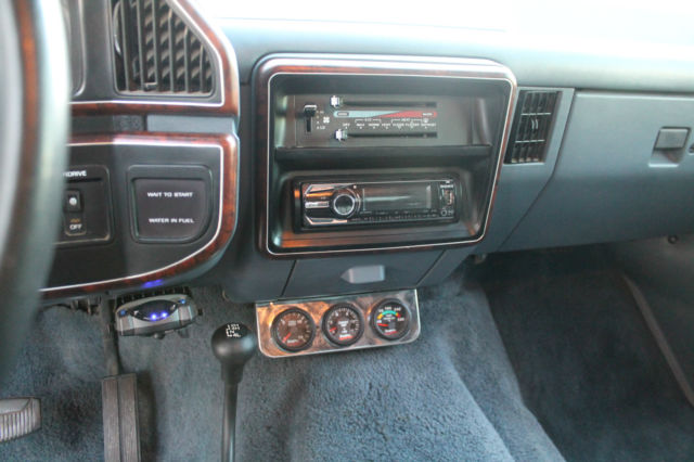 1989 Ford F-350 Custom Extended Cab Pickup 2-Door - photo 12