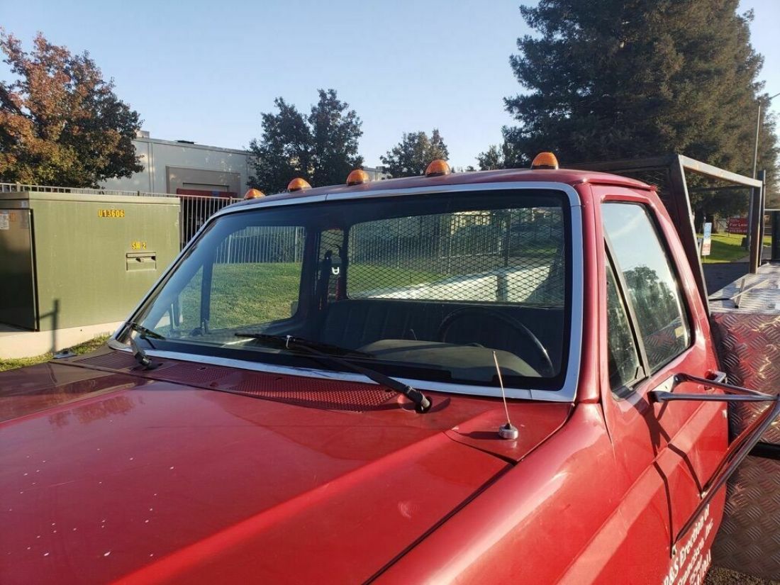 1989 Ford F-450 4X2 2dr Regular Cab - photo 8