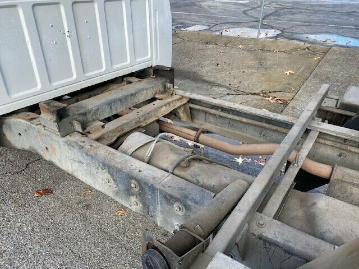 1989 Ford F-450 Slideback Car Hauler - photo 13