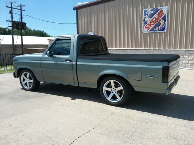 1989 Ford F-150 -- - photo 2