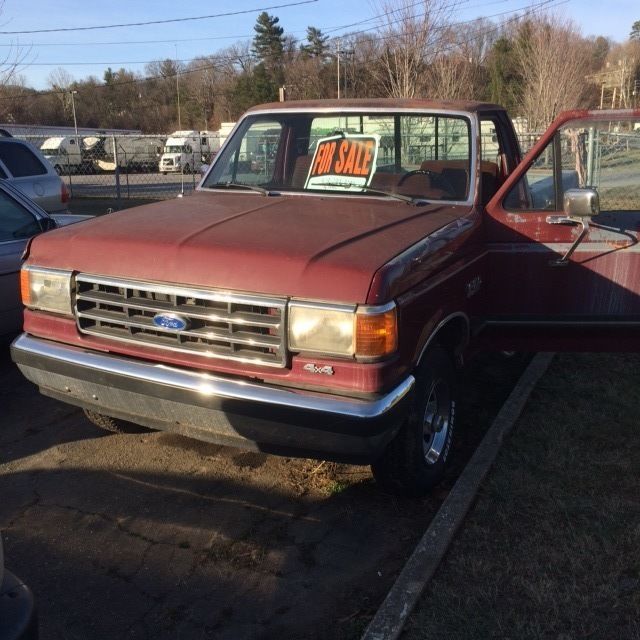 1989 Ford F150, XLT Lariat, 4X4, automatic transmission, 5.0L 1989 Ford F-150 2 door