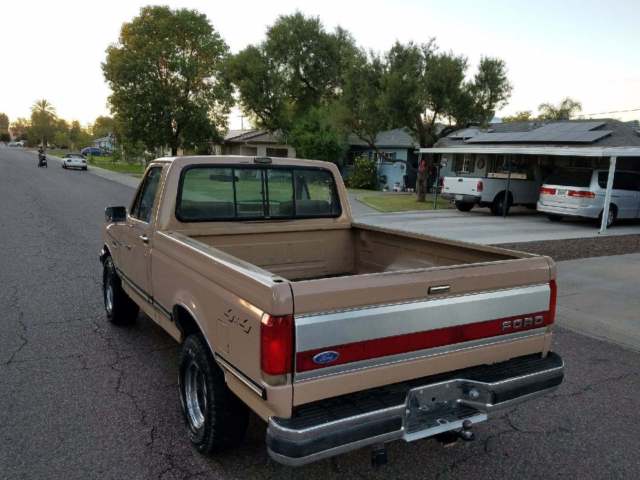 1989 Ford F-150 XLT LARIAT 4X4 SHORT BED - photo 12
