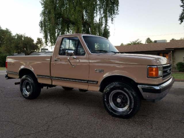 1989 Ford F-150 XLT LARIAT 4X4 SHORT BED - photo 7