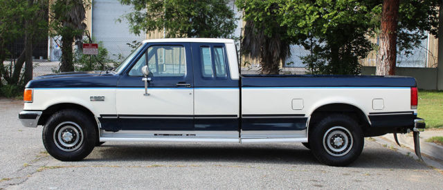 1989 Ford F-250 XLT LARIAT, 100% Rust Free, California Pickup - photo 4