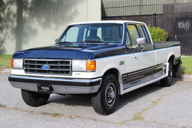 1989 Ford F-250 XLT LARIAT, 100% Rust Free, California Pickup - photo 5