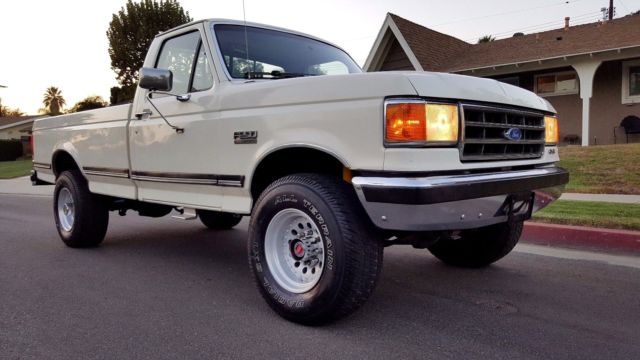 1989 Ford F-250 XLT LARIAT 4X4 RUST FREE TRUCK - photo 3