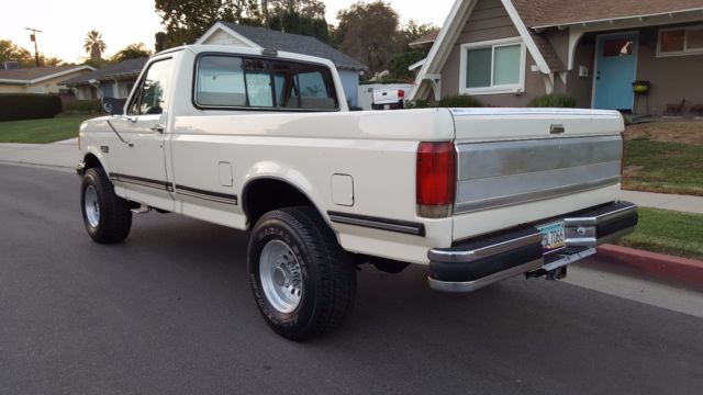1989 Ford F-250 XLT LARIAT 4X4 RUST FREE TRUCK - photo 6