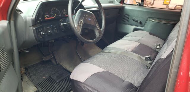 1989 Ford F-250 custom - photo 10