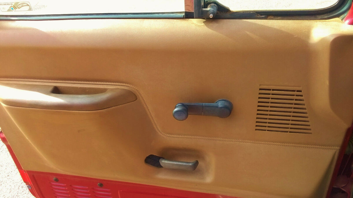 1989 Ford F-350 - photo 8