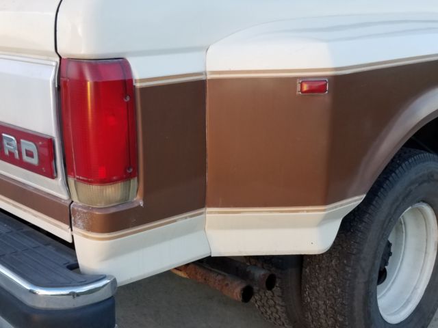 1989 Ford F-350 - photo 7