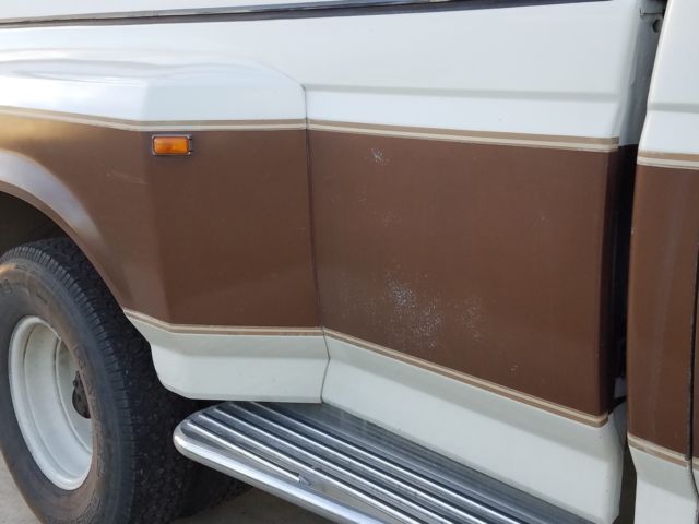 1989 Ford F-350 - photo 8