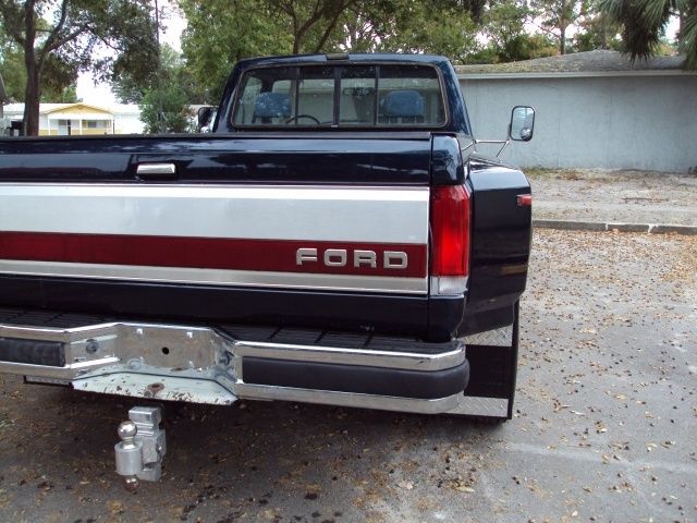 1989 Ford F-350 - photo 9