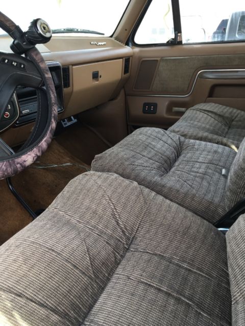 1989 Ford F-350 LARIAT - photo 9