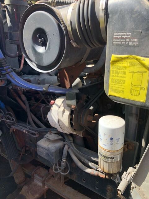1989 Ford F700 - photo 7
