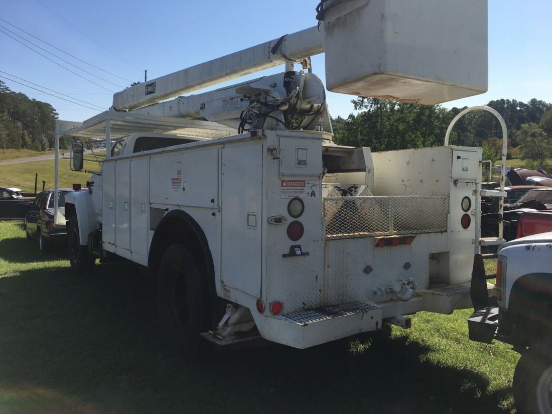 1989 Ford F700 - photo 4