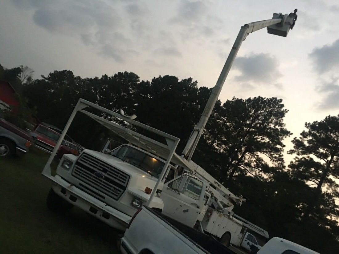 1989 Ford F700 - photo 5