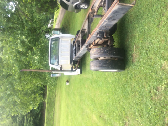 1989 Ford F 700 Straight Truck - photo 5