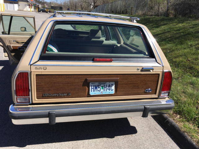 1989 Ford Other Wagon Crown Victoria - photo 2