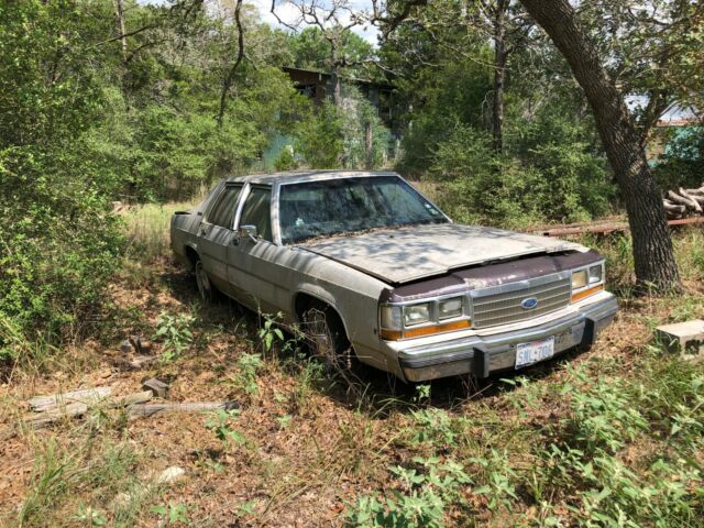 1989 Ford Crown Victoria LTD - photo 12