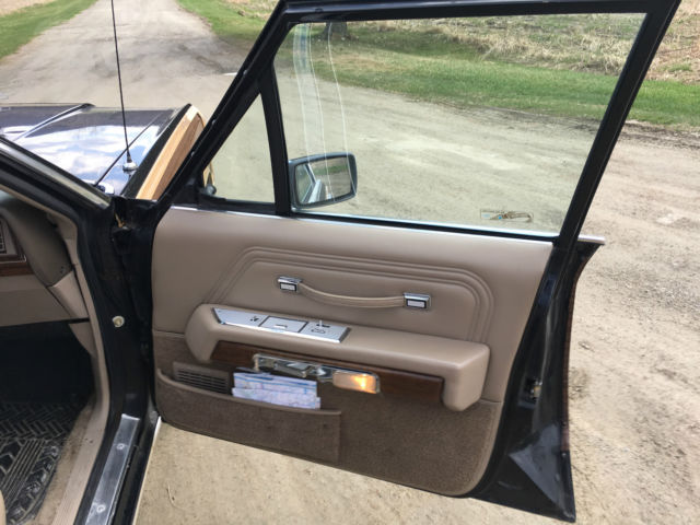 1989 Ford Crown Victoria LTD Country Squire - photo 10
