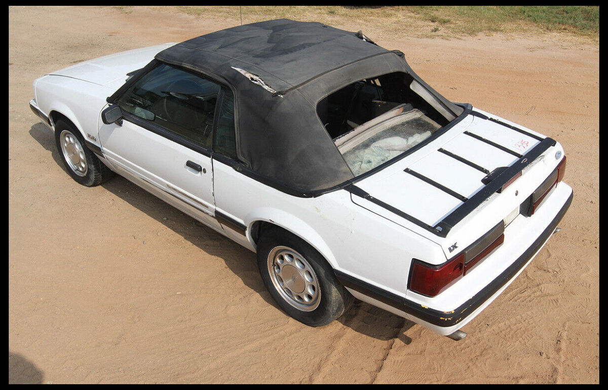 1989 Ford Mustang lx - photo 3