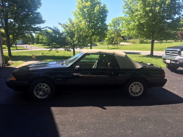 1989 Ford Mustang LX
