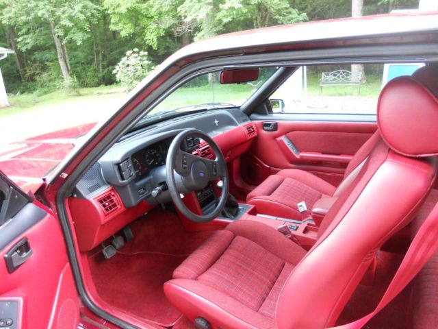 1989 Ford Mustang GT - photo 4