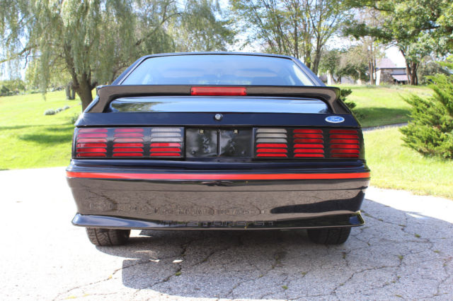 1989 Ford Mustang GT - photo 8