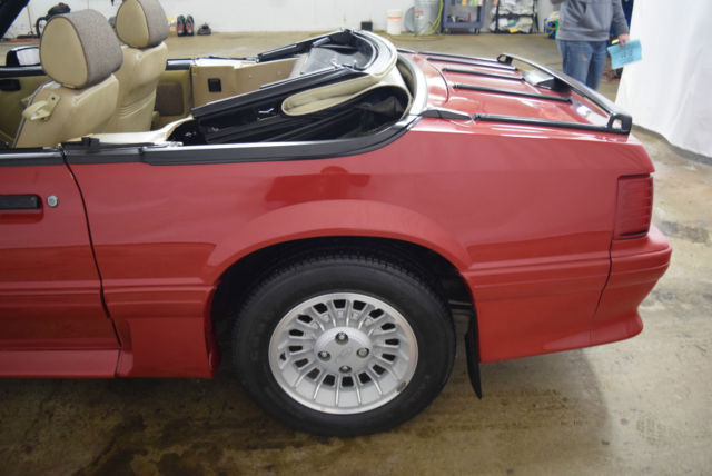 1989 Ford Mustang GT 5.0 Convertible Survivor - photo 12