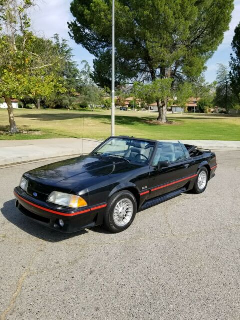1989 Ford Mustang - photo 2