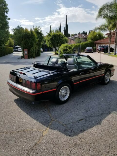 1989 Ford Mustang - photo 3