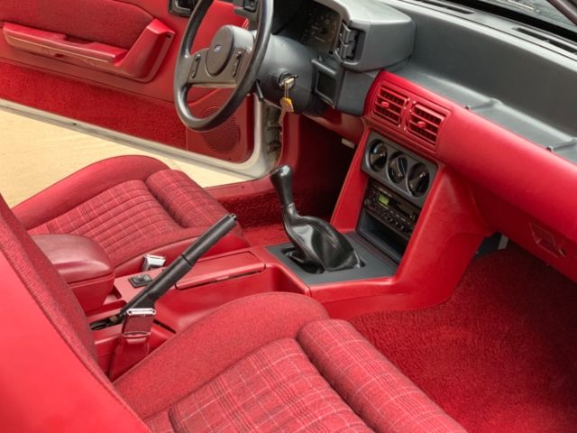 1989 Ford Mustang - photo 4