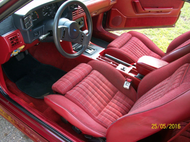 1989 Ford Mustang GT - photo 12