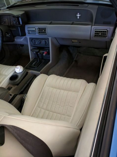 1993 Ford Mustang GT Convertible - photo 7