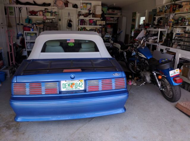 1993 Ford Mustang GT Convertible - photo 9